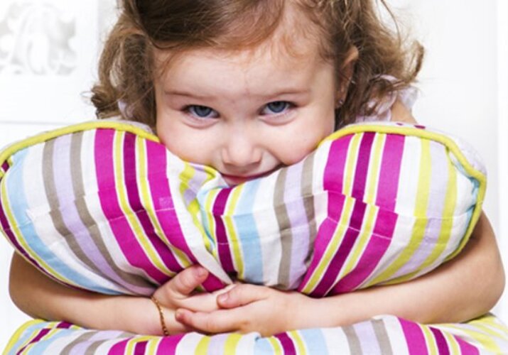Enuréza u detí: Ako sa správne popasovať s nočným pomočovaním?>