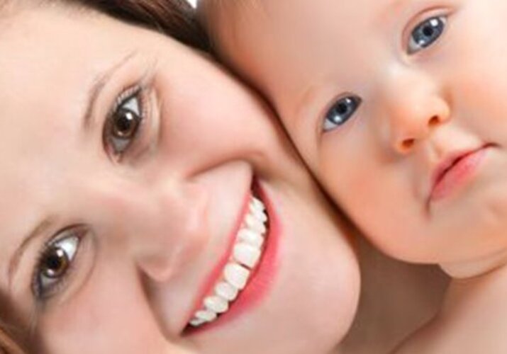 Začíname s kojením: Čo všetko by mala obsahovať vaša kojenecká výbava?