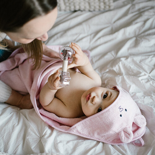 BABYONO Chrastítko hvězda 3m+