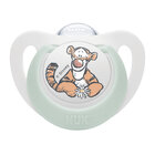NUK Dudlík Disney Medvídek Pú v boxu, bílý 6-18m NUK Dudlík Disney Medvídek Pú v boxu, bílý 6-18m