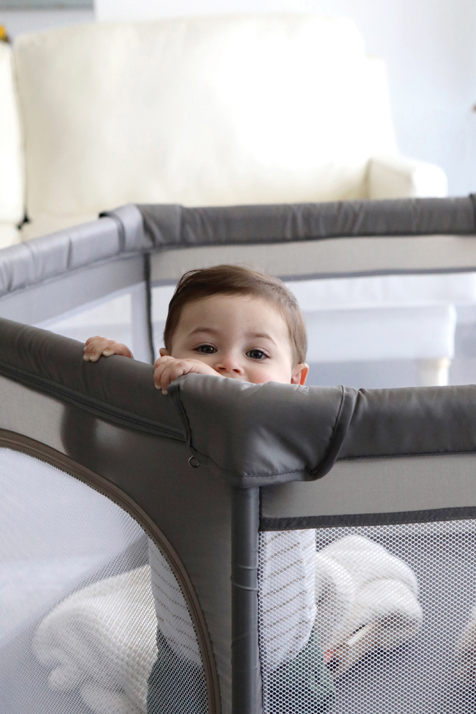 DREAMBABY Explore 6-szögletű járóka átmérő (átlósan) 140cm x (oldal) 70cm Taupe termék 2. képe