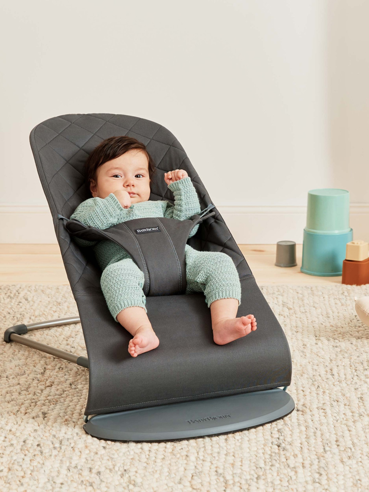 BABYBJÖRN Bliss Pamut Szövött Pihenőszék, Antracit termék 2. képe