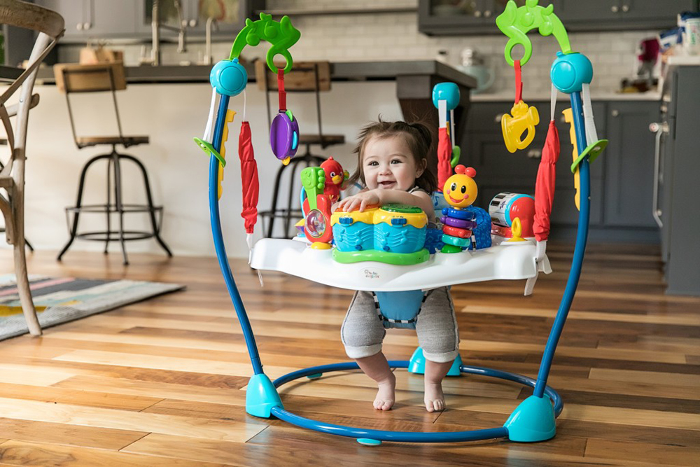 BABY EINSTEIN Ugráló/aktív központ 2 az 1-ben Neighborhood Symphony 6 hónapos kortól 11 kg-ig termék 2. képe