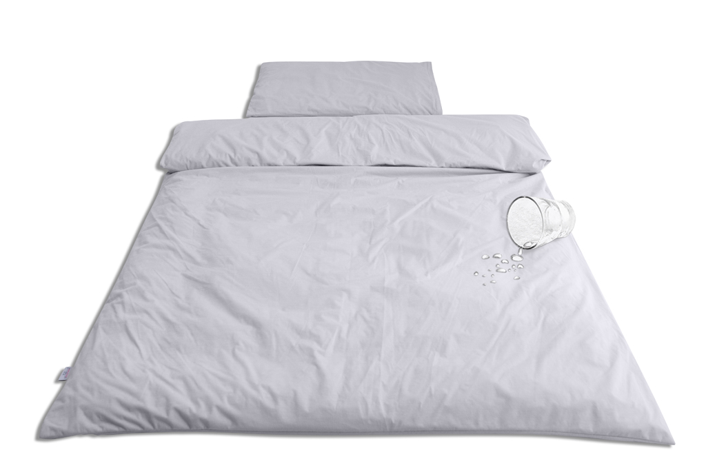 BABYMATEX 2 részes vízálló ágynemű szett szürke 100 x 135 cm + 40 x 60 cm termék 2. képe