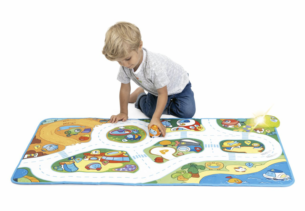 CHICCO Elektronikus város alátét 110 x 60 cm, 12m+ termék 2. képe