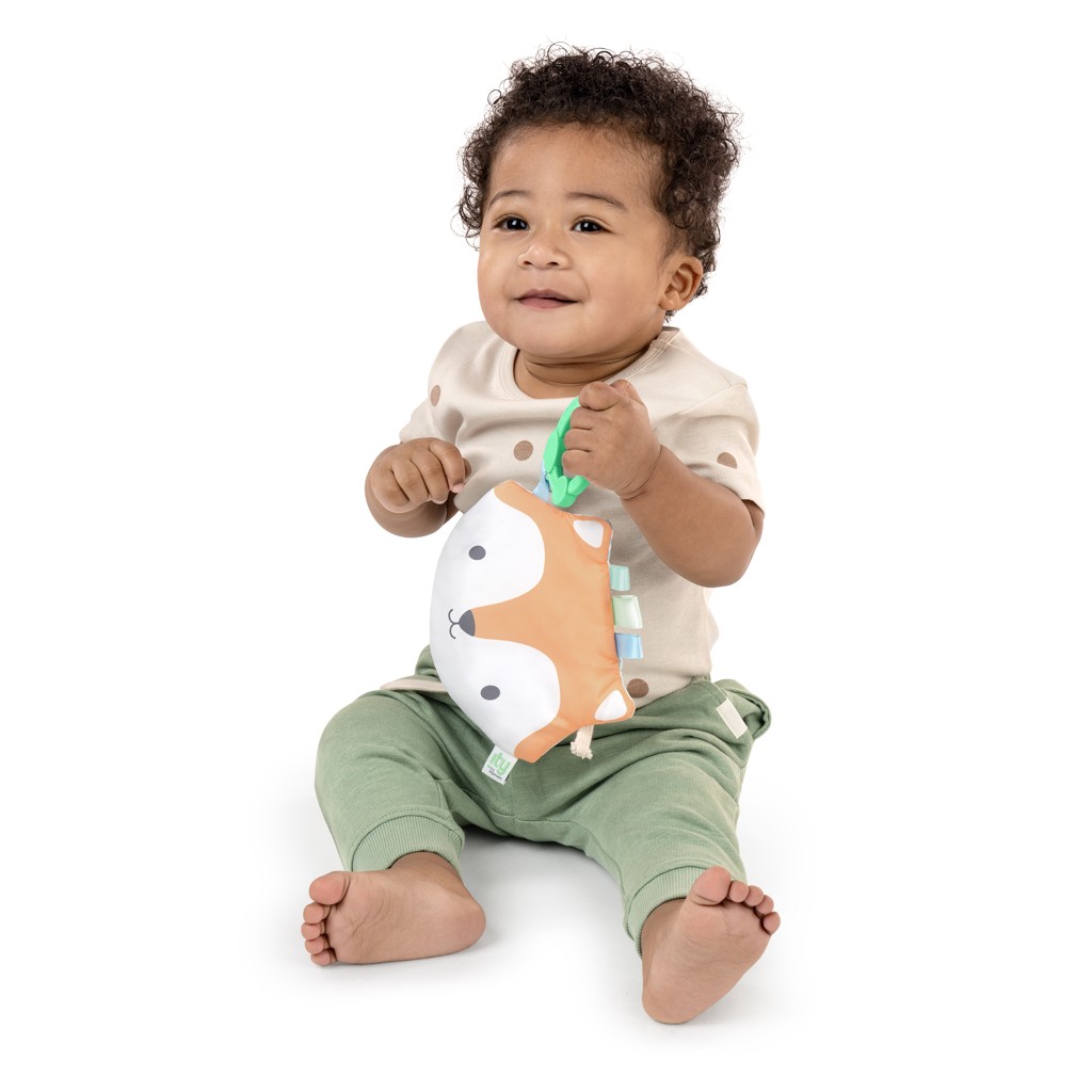 INGENUITY Plüss játék C karikán Crinklet™ lróka Kitt 0hó+ termék 2. képe