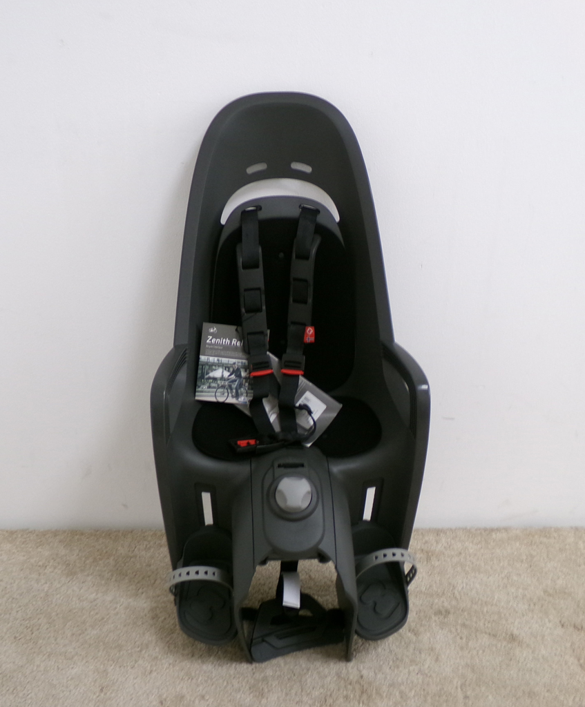 HAMAX Cyklosedačka Zenith Relax Plus - adaptér na nosič zavazadel Grey/Black