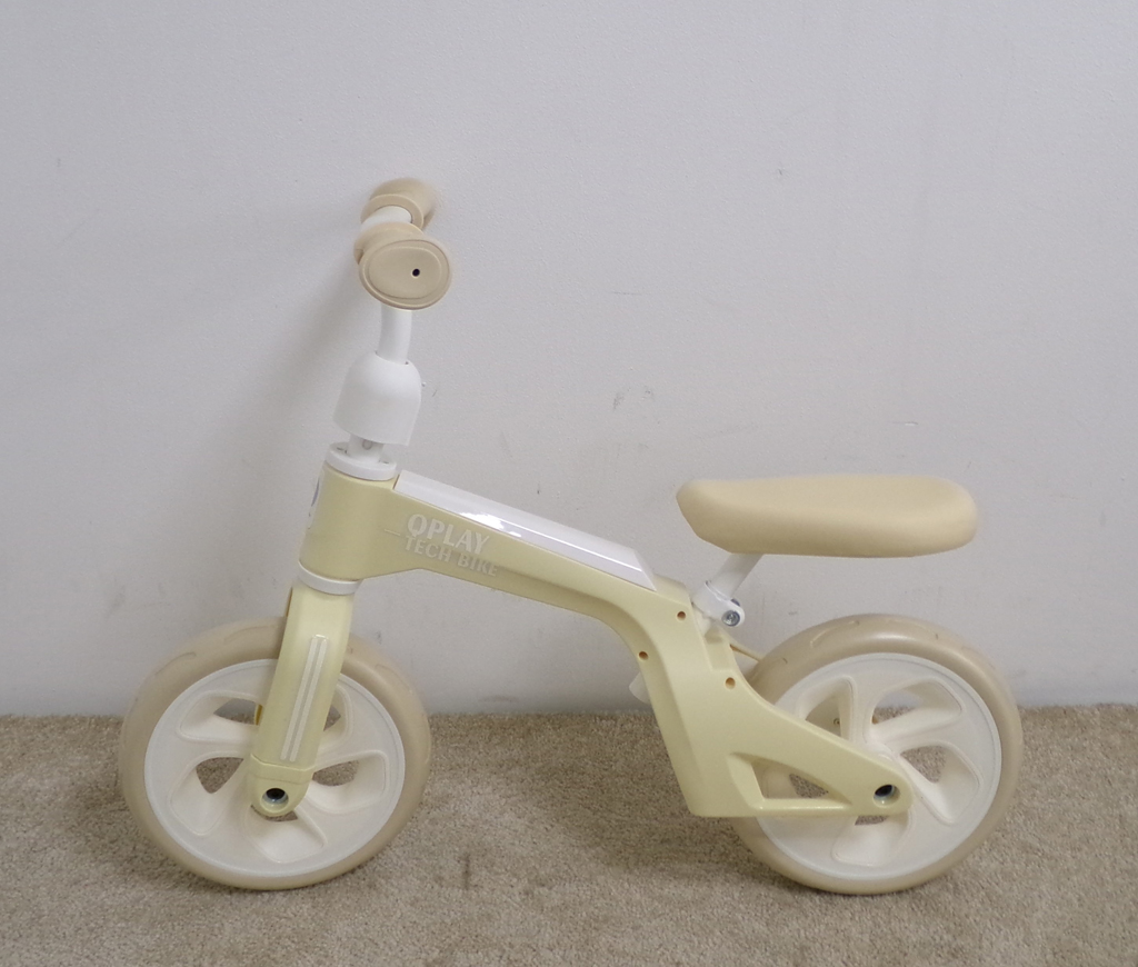 QPLAY Odrážedlo Tech Cream, věk 2-4 roky, do 30 kg