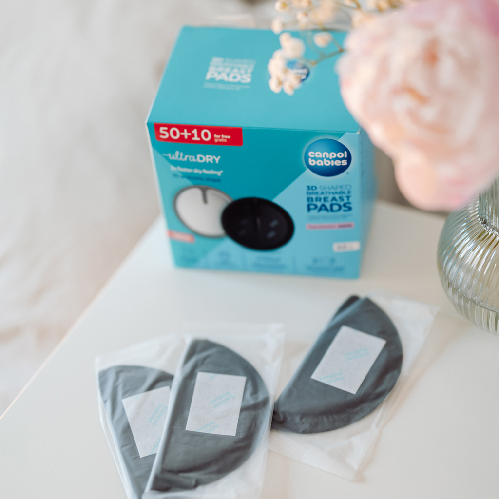 CANPOL BABIES Légáteresztő, formázott 3D fekete melltartóbetét, 50+10 db termék 2. képe