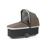 BABYSTYLE OYSTER 3 Hluboká korba s pláštěnkou Truffle/Mirror rám 2019 BABYSTYLE OYSTER 3 Hluboká korba s pláštěnkou Truffle/Mirror rám 2019