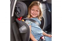 CHICCO Autosedačka Fold&Go i-Size - Jet Black CHICCO Autosedačka Fold&Go i-Size - Jet Black