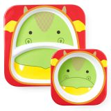 SKIP HOP Zoo Jídelní set melaminový Drak 6 m+ SKIP HOP Zoo Jídelní set melaminový Drak 6 m+