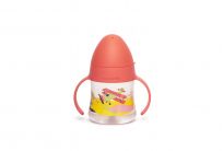 SUAVINEX První láhev s oušky Wanderlust 150 ml - červená SUAVINEX První láhev s oušky Wanderlust 150 ml - červená